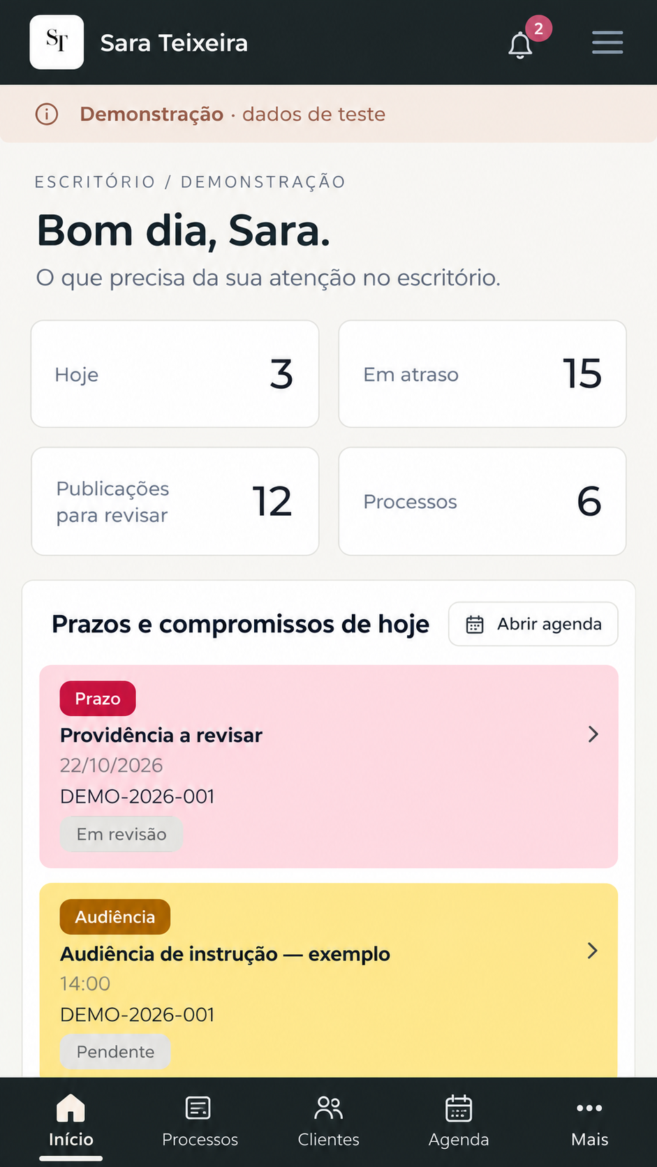 Interface mobile de Sara Teixeira — Plataforma Jurídica